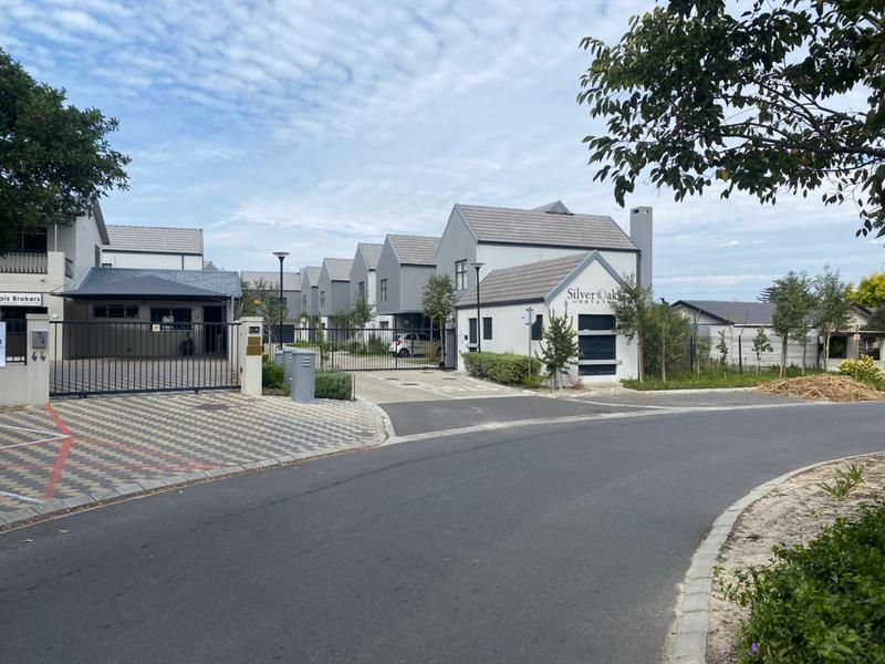 3 Bedroom Property for Sale in Silver Oaks Western Cape